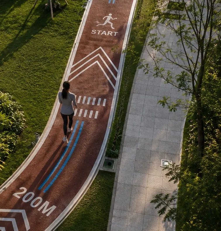 Ronaq Avenue Tower, Running track
